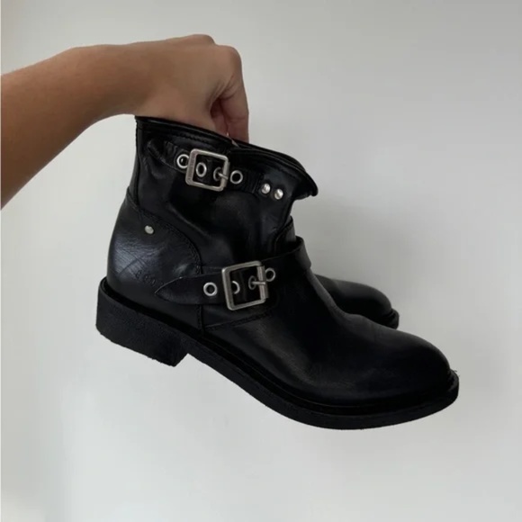 GOLDEN GOOSE Black  Biker Bootie Italy SZ 39   New Never Worn - Picture 4 of 13